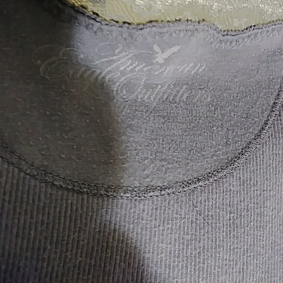 Gray tank top with lacy trim - Picture 2 of 4